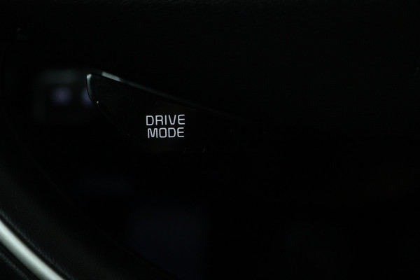 Kia Ev6 Plus Advanced 77.4 kWh (PANORAMADAK, STUUR-/STOELVERWARMING, SFEERVERLICHTING, MERIDIAN, EIGENAAR, MEMORY, AUTOPILOT)