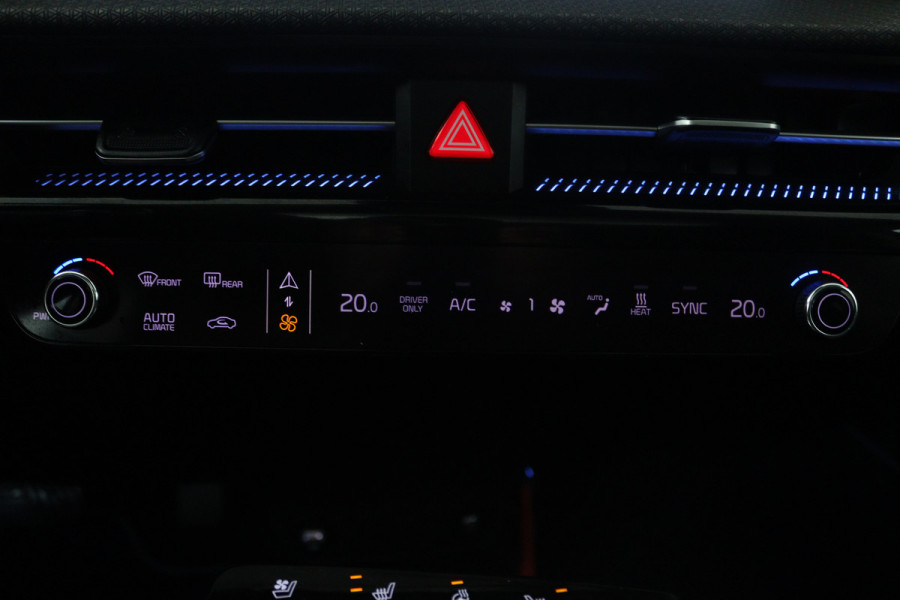Kia Ev6 Plus Advanced 77.4 kWh (PANORAMADAK, STUUR-/STOELVERWARMING, SFEERVERLICHTING, MERIDIAN, EIGENAAR, MEMORY, AUTOPILOT)