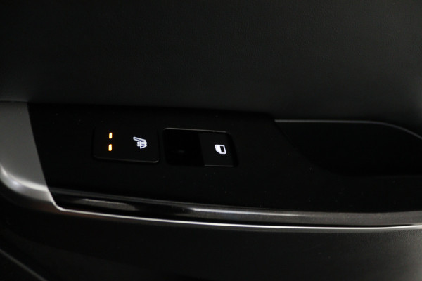 Kia Ev6 Plus Advanced 77.4 kWh (PANORAMADAK, STUUR-/STOELVERWARMING, SFEERVERLICHTING, MERIDIAN, EIGENAAR, MEMORY, AUTOPILOT)