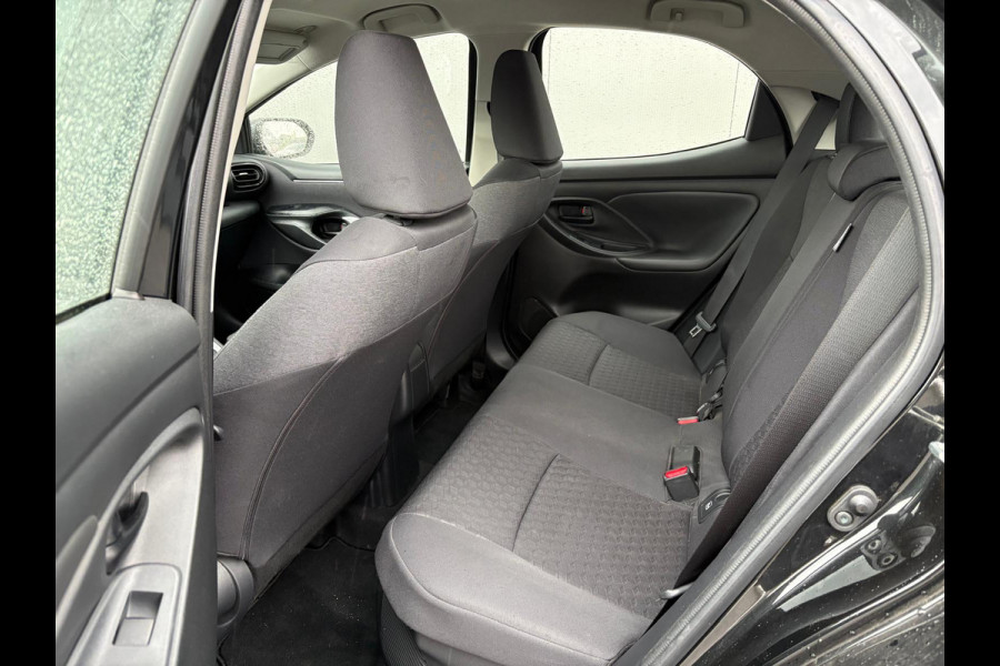 Toyota Yaris 1.5i Full-Hybrid 116PK Dynamic Carplay-android/Camera/Adapt.-cruise/Stoelverwarming
