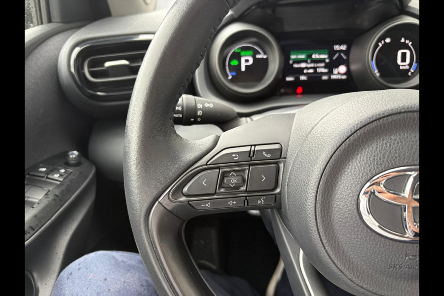 Toyota Yaris 1.5i Full-Hybrid 116PK Dynamic Carplay-android/Camera/Adapt.-cruise/Stoelverwarming
