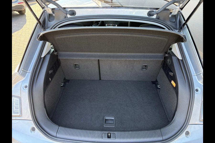 Audi A1 Sportback 95PK TFSI Pro Line Bi-Tone/Navigatie/Bluetooth/Cruise-control
