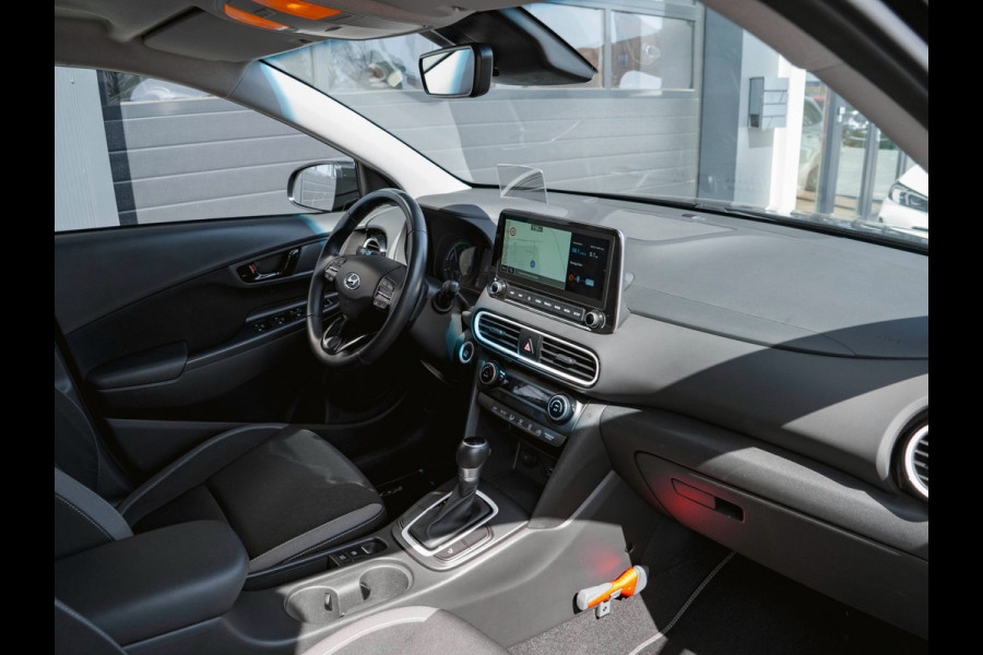 Hyundai Kona 1.6 GDI HEV Fashion | TREKHAAK | CAMERA | HEAD UP | ADAPTIVE | NAP