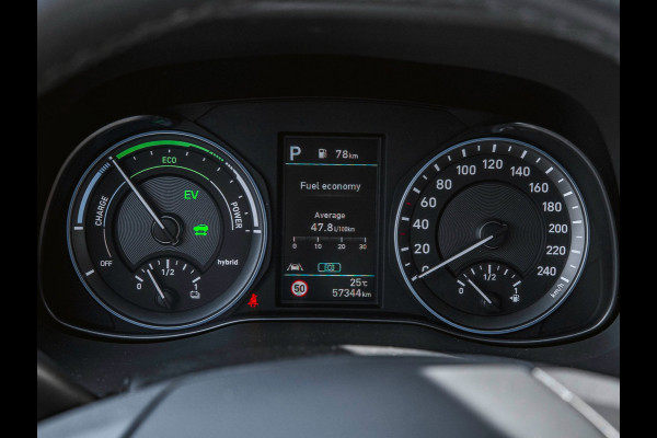 Hyundai Kona 1.6 GDI HEV Fashion | TREKHAAK | CAMERA | HEAD UP | ADAPTIVE | NAP