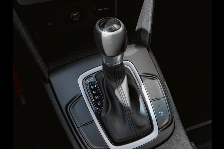 Hyundai Kona 1.6 GDI HEV Fashion | TREKHAAK | CAMERA | HEAD UP | ADAPTIVE | NAP