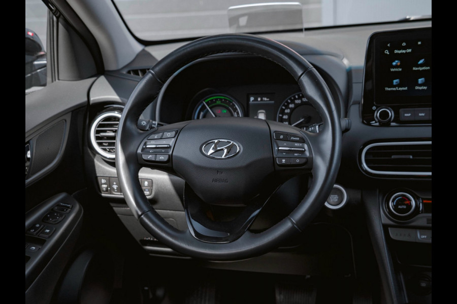 Hyundai Kona 1.6 GDI HEV Fashion | TREKHAAK | CAMERA | HEAD UP | ADAPTIVE | NAP