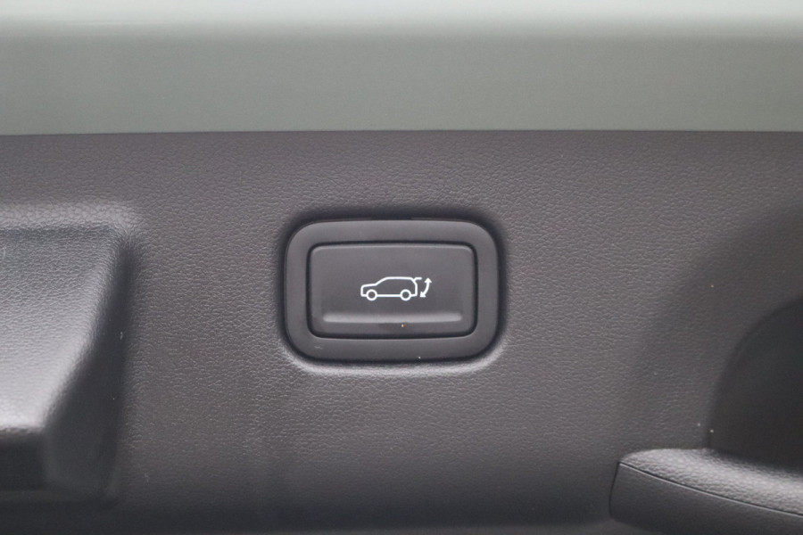 Hyundai Kona 1.6 T-GDI 199PK Automaat Premium Sky Keyfree/Winter-pack/Open-dak/Keyfree