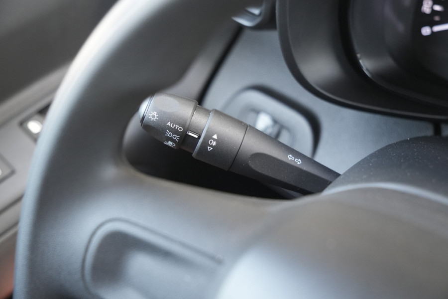 Citroën Berlingo 1.5 BlueHDI Club 100pk - Cruise - Airco - Bluetooth - Vloerplaat - Rijklaar