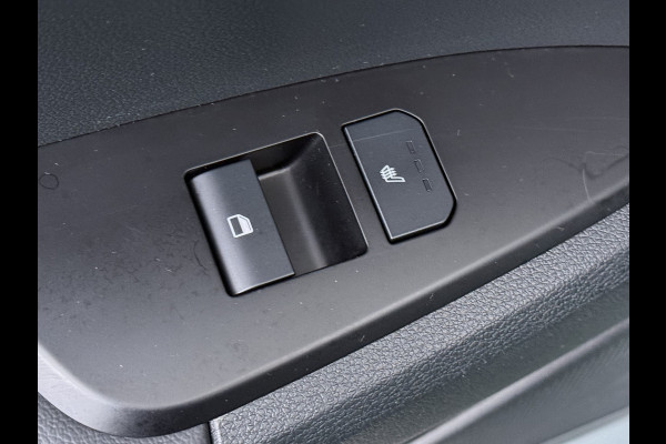 Kia Sportage 1.6 T-GDi Hybrid DynamicPlusLine - Adaptive Cruise - Stoel/Stuurverwarming - Schuif/Kanteldak - Navigatie - DAB - Apple Carplay/Android Auto Fabrieksgarantie 01-2033 - Fabrieksgarantie tot 01-2032