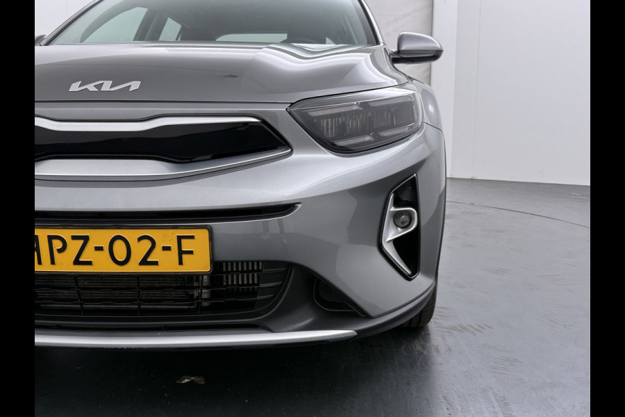 Kia Stonic 1.0 T-GDi MHEV DynamicLine - Apple Carplay/ Android Auto - Cruise Control - Airco - Achteruitrijcamera - - Fabrieksgarantie tot 04-2032