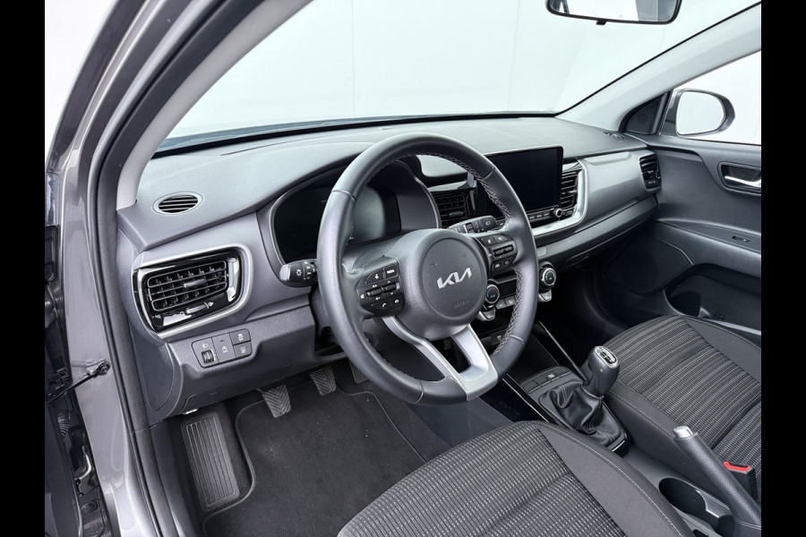 Kia Stonic 1.0 T-GDi MHEV DynamicLine - Apple Carplay/ Android Auto - Cruise Control - Airco - Achteruitrijcamera - - Fabrieksgarantie tot 04-2032