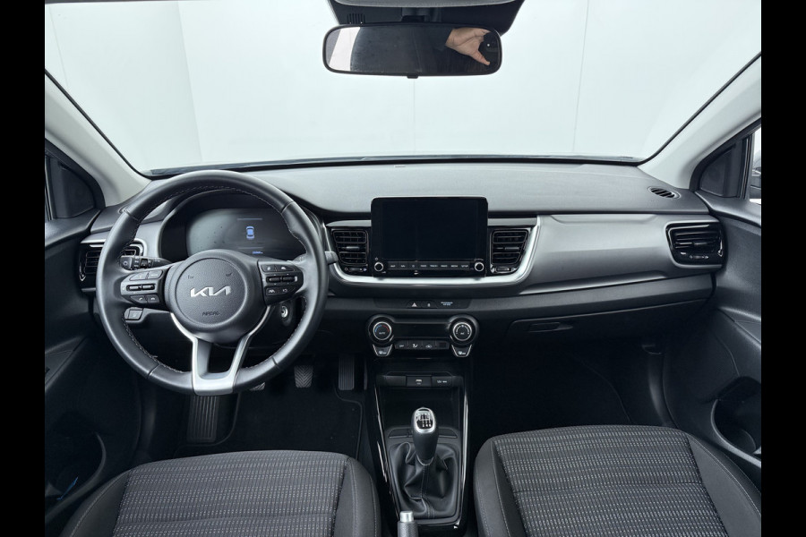 Kia Stonic 1.0 T-GDi MHEV DynamicLine - Apple Carplay/ Android Auto - Cruise Control - Airco - Achteruitrijcamera - - Fabrieksgarantie tot 04-2032