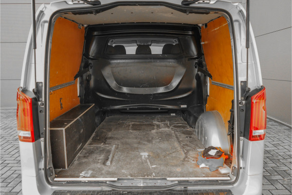 Mercedes-Benz Vito 114 CDI Lang DC Automaat 2x Schuifdeur Navi LED Trekhaak 19"