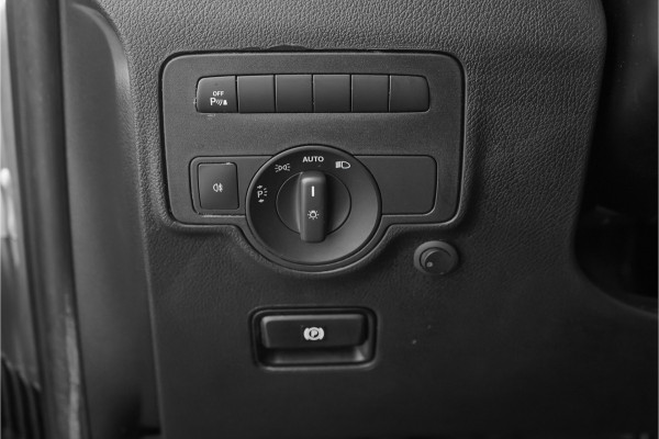 Mercedes-Benz Vito 114 CDI Lang DC Automaat 2x Schuifdeur Navi LED Trekhaak 19"