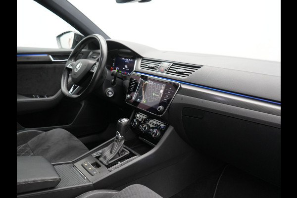 Škoda Superb Combi 1.4 TSI iV Sportline PHEV 218pk Dealer O.H | Panodak | Adaptive Cruise | Camera | Crystal LED | Alcantara Sportstoelen Memory & Verwarmd | Keyless | Apple Carplay | Virtual | Navigatie | DAB | 19"L.M |