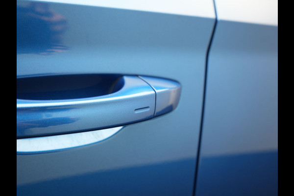 Škoda Superb Combi 1.4 TSI iV Sportline PHEV 218pk Dealer O.H | Panodak | Adaptive Cruise | Camera | Crystal LED | Alcantara Sportstoelen Memory & Verwarmd | Keyless | Apple Carplay | Virtual | Navigatie | DAB | 19"L.M |