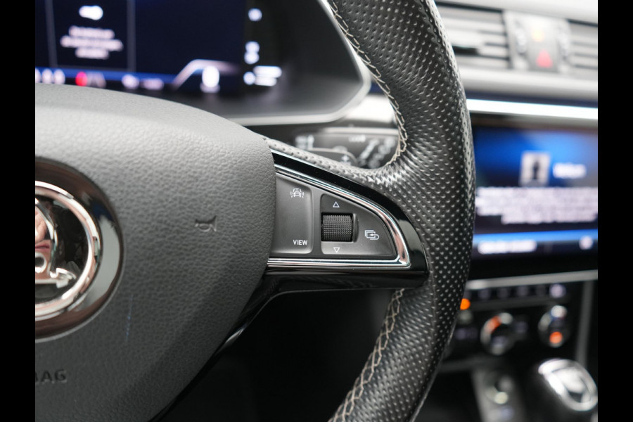 Škoda Superb Combi 1.4 TSI iV Sportline PHEV 218pk Dealer O.H | Panodak | Adaptive Cruise | Camera | Crystal LED | Alcantara Sportstoelen Memory & Verwarmd | Keyless | Apple Carplay | Virtual | Navigatie | DAB | 19"L.M |