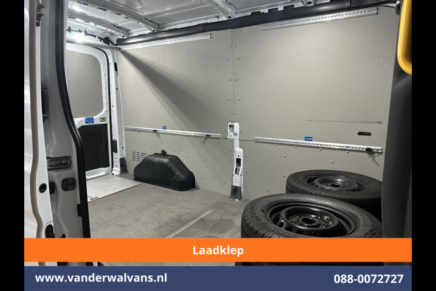 Ford Transit 2.0 TDCI 131pk L3H2 ** Laadklep ** Euro6 Airco | Camera | Navigatie | Apple Carplay | Adaptieve Cruisecontrol Android Auto, Parkeersensoren, Verwarmde voorruit, Stoelverwarming, Bijrijdersbank