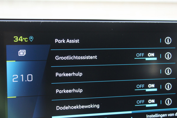 Peugeot 3008 1.6 HYbrid 225 GT 96% SOH | Panoramadak | Led | Navigatie | Winterpack