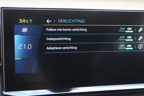 Peugeot 3008 1.6 HYbrid 225 GT 96% SOH | Panoramadak | Led | Navigatie | Winterpack