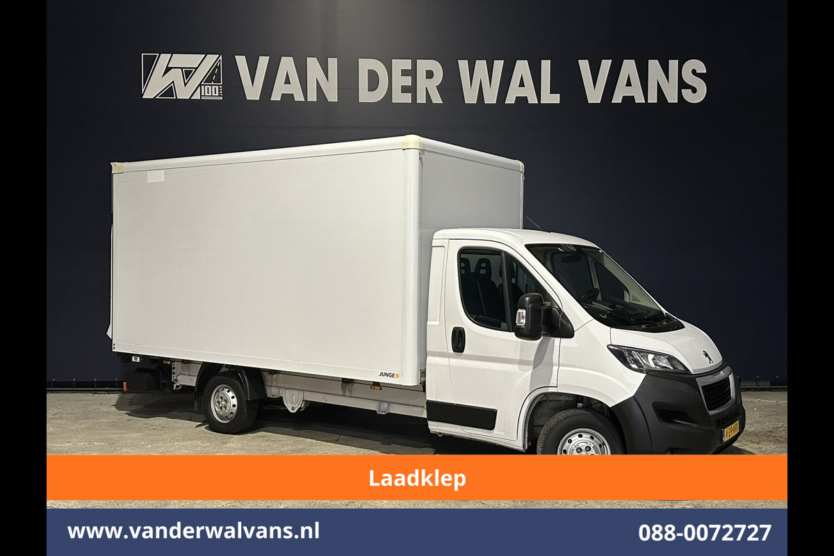 Peugeot Boxer 2.2 BlueHDi 141pk Bakwagen 435cm Lang Laadklep Euro6 Airco | 1055kg laadvermogen | Cruisecontrol Bijrijdersbank