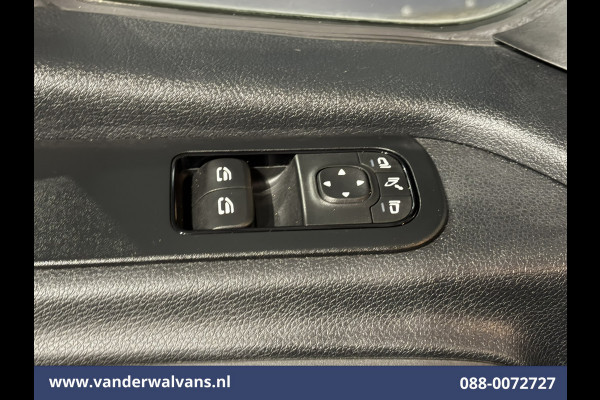 Mercedes-Benz Sprinter 316 CDI 164pk L2H2 Euro6 Airco | Camera | Navigatie | Trekhaak | Cruisecontrol Bijrijdersbank