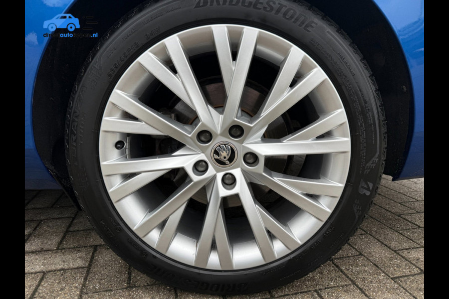 Škoda Superb Combi 1.4 TSI iV Business Edition | Camera | PDC | Carplay | Stoelverwarming |