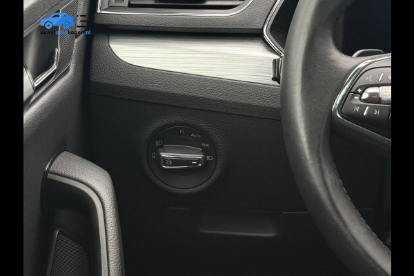 Škoda Superb Combi 1.4 TSI iV Business Edition | Camera | PDC | Carplay | Stoelverwarming |
