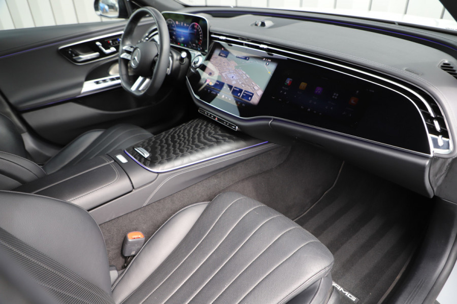 Mercedes-Benz E-Klasse Estate 300e AMG | 313PK | Luchtvering | Massage | Head-up | Keyless-go | Burmester 4D | Stoelkoeling | Digital-light | Air-balan