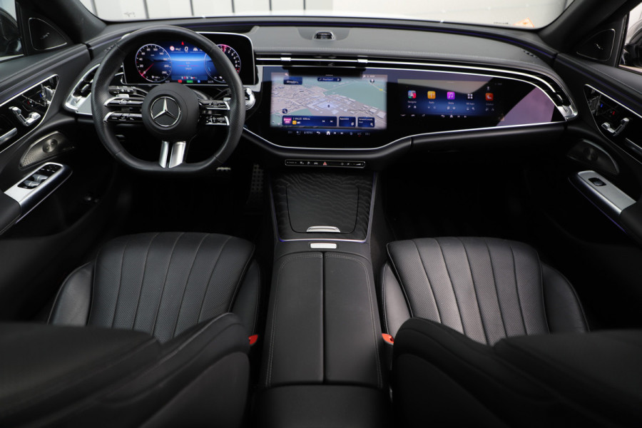 Mercedes-Benz E-Klasse Estate 300e AMG | 313PK | Luchtvering | Massage | Head-up | Keyless-go | Burmester 4D | Stoelkoeling | Digital-light | Air-balan