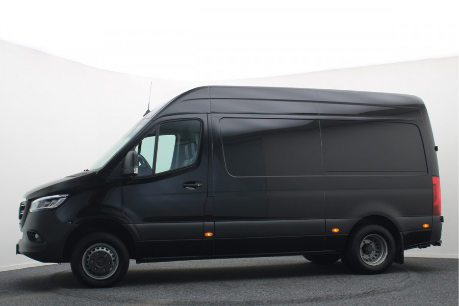 Mercedes-Benz Sprinter 519 CDI Automaat L2H2 Leer, LED, 360 camera, ACC, Trekhaak, Airco, Dubbel lucht, N1