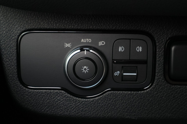 Mercedes-Benz Sprinter 519 CDI Automaat L2H2 Leer, LED, 360 camera, ACC, Trekhaak, Airco, Dubbel lucht, N1