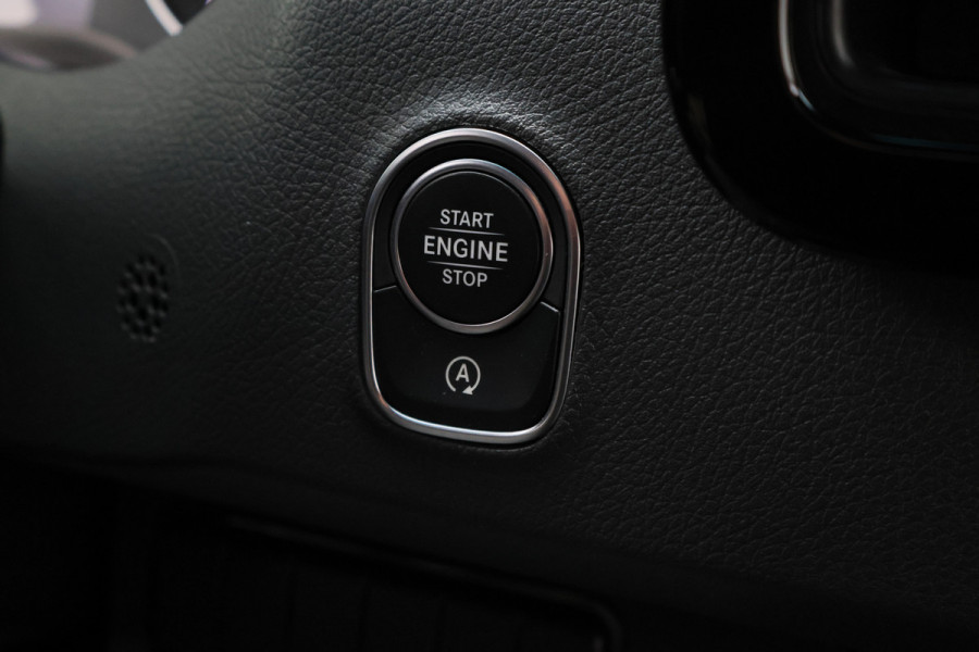 Mercedes-Benz Sprinter 519 CDI Automaat L2H2 Leer, LED, 360 camera, ACC, Trekhaak, Airco, Dubbel lucht, N1