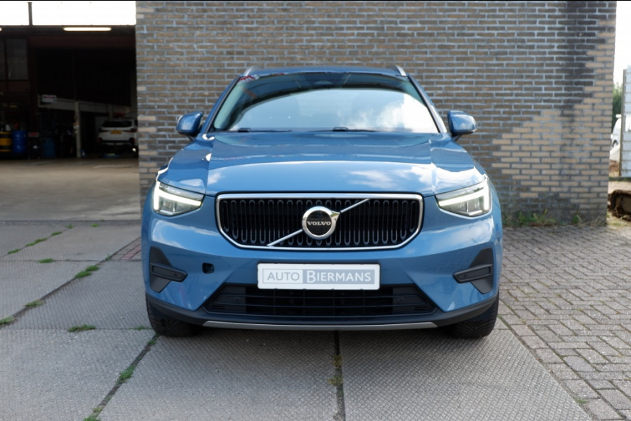 Volvo XC40 2.0 B3 Core Mild-Hybrid / INCL. Fabrieks-garantie / Verkoopklaar