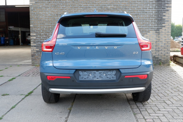 Volvo XC40 2.0 B3 Core Mild-Hybrid / INCL. Fabrieks-garantie / Verkoopklaar