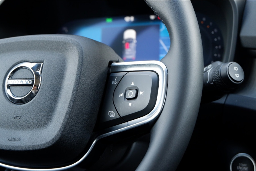 Volvo XC40 2.0 B3 Core Mild-Hybrid / INCL. Fabrieks-garantie / Verkoopklaar