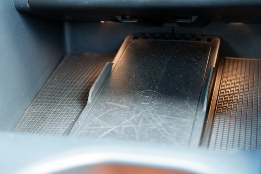 Volvo XC40 2.0 B3 Core Mild-Hybrid / INCL. Fabrieks-garantie / Verkoopklaar