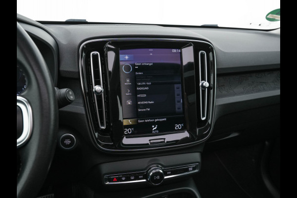 Volvo XC40 1.5 T4 Recharge R-Design Expression {SoH-83%} (Plug-in) (INCL-BTW)  Aut. *PANO | DIGI-COCKPIT | HARMAN/KARDON | BLINDSPOT | KEYLESS | DAB | SPORTSEATS | FULL-LED | NAVI-FULLMAP | CAMERA | ECC | TOWBAR | 18'' ALU*