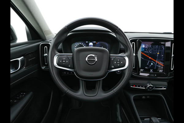 Volvo XC40 1.5 T4 Recharge R-Design Expression {SoH-83%} (Plug-in) (INCL-BTW)  Aut. *PANO | DIGI-COCKPIT | HARMAN/KARDON | BLINDSPOT | KEYLESS | DAB | SPORTSEATS | FULL-LED | NAVI-FULLMAP | CAMERA | ECC | TOWBAR | 18'' ALU*