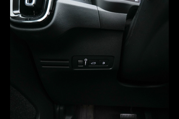 Volvo XC40 1.5 T4 Recharge R-Design Expression {SoH-83%} (Plug-in) (INCL-BTW)  Aut. *PANO | DIGI-COCKPIT | HARMAN/KARDON | BLINDSPOT | KEYLESS | DAB | SPORTSEATS | FULL-LED | NAVI-FULLMAP | CAMERA | ECC | TOWBAR | 18'' ALU*