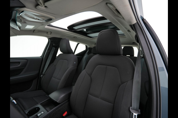 Volvo XC40 1.5 T4 Recharge R-Design Expression {SoH-83%} (Plug-in) (INCL-BTW)  Aut. *PANO | DIGI-COCKPIT | HARMAN/KARDON | BLINDSPOT | KEYLESS | DAB | SPORTSEATS | FULL-LED | NAVI-FULLMAP | CAMERA | ECC | TOWBAR | 18'' ALU*