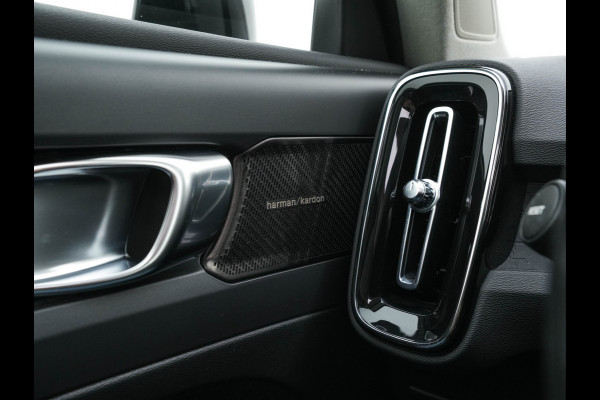 Volvo XC40 1.5 T4 Recharge R-Design Expression {SoH-83%} (Plug-in) (INCL-BTW)  Aut. *PANO | DIGI-COCKPIT | HARMAN/KARDON | BLINDSPOT | KEYLESS | DAB | SPORTSEATS | FULL-LED | NAVI-FULLMAP | CAMERA | ECC | TOWBAR | 18'' ALU*
