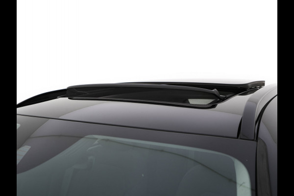 Volvo XC40 1.5 T4 Recharge R-Design Expression {SoH-83%} (Plug-in) (INCL-BTW)  Aut. *PANO | DIGI-COCKPIT | HARMAN/KARDON | BLINDSPOT | KEYLESS | DAB | SPORTSEATS | FULL-LED | NAVI-FULLMAP | CAMERA | ECC | TOWBAR | 18'' ALU*