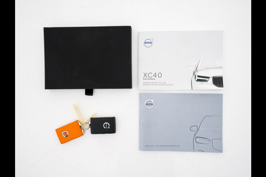 Volvo XC40 1.5 T4 Recharge R-Design Expression {SoH-83%} (Plug-in) (INCL-BTW)  Aut. *PANO | DIGI-COCKPIT | HARMAN/KARDON | BLINDSPOT | KEYLESS | DAB | SPORTSEATS | FULL-LED | NAVI-FULLMAP | CAMERA | ECC | TOWBAR | 18'' ALU*