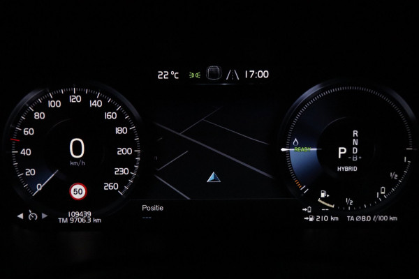 Volvo XC60 2.0 Recharge T8 AWD R-Design / PANO / MEMORY / 360 / HK / KEYLESS
