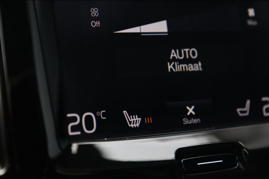 Volvo XC60 2.0 Recharge T8 AWD R-Design / PANO / MEMORY / 360 / HK / KEYLESS