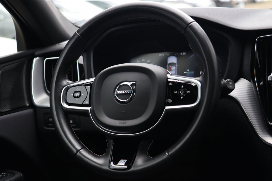 Volvo XC60 2.0 Recharge T8 AWD R-Design / PANO / MEMORY / 360 / HK / KEYLESS