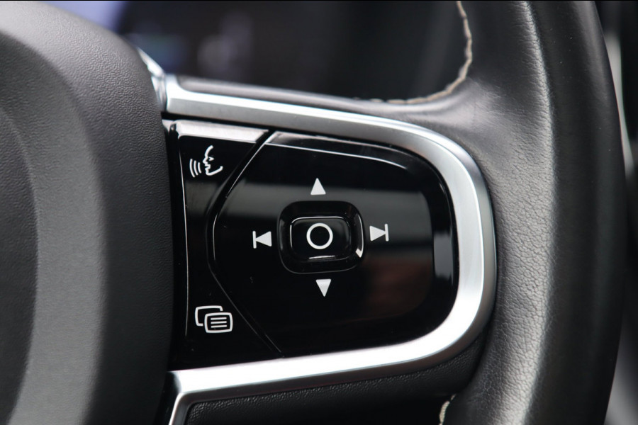 Volvo XC60 2.0 Recharge T8 AWD R-Design / PANO / MEMORY / 360 / HK / KEYLESS