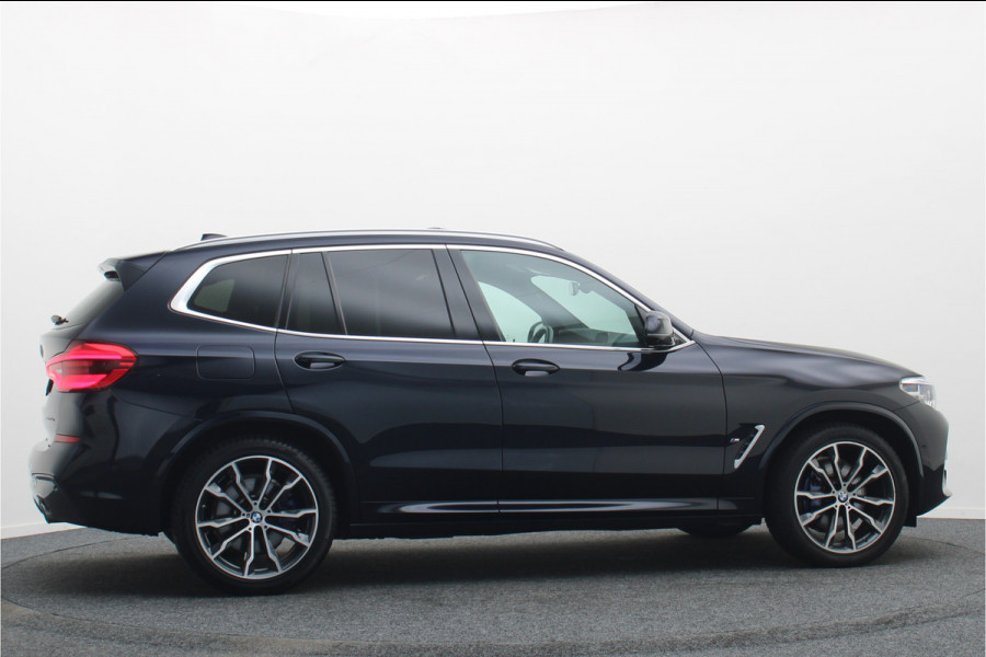 BMW X3 xDrive30e Business Edition Plus Panoramadak, 360° Camera, Leer, Memory, Apple Carplay, 20"