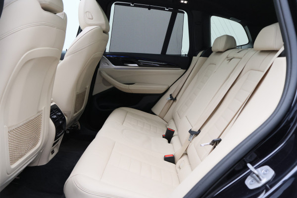BMW X3 xDrive30e Business Edition Plus Panoramadak, 360° Camera, Leer, Memory, Apple Carplay, 20"